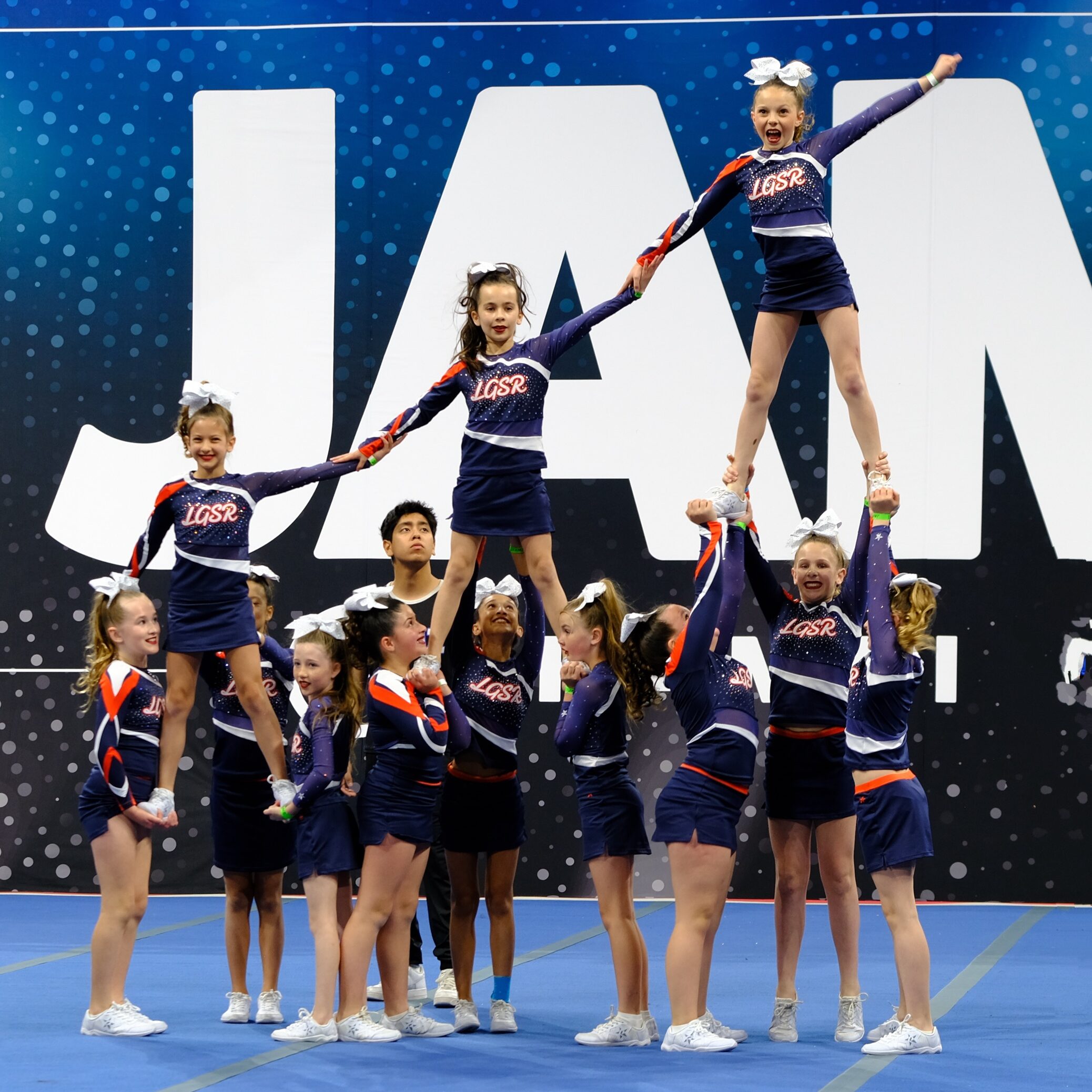 LGSR Cheer team at competition